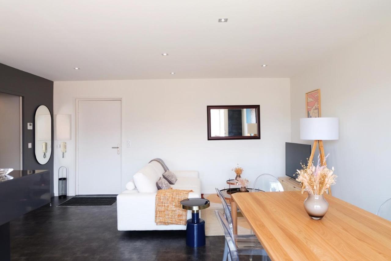 Magnifique Appartement, En Hyper Centre, Avec Terrasse Et Place De Parking Biarriz Exterior foto