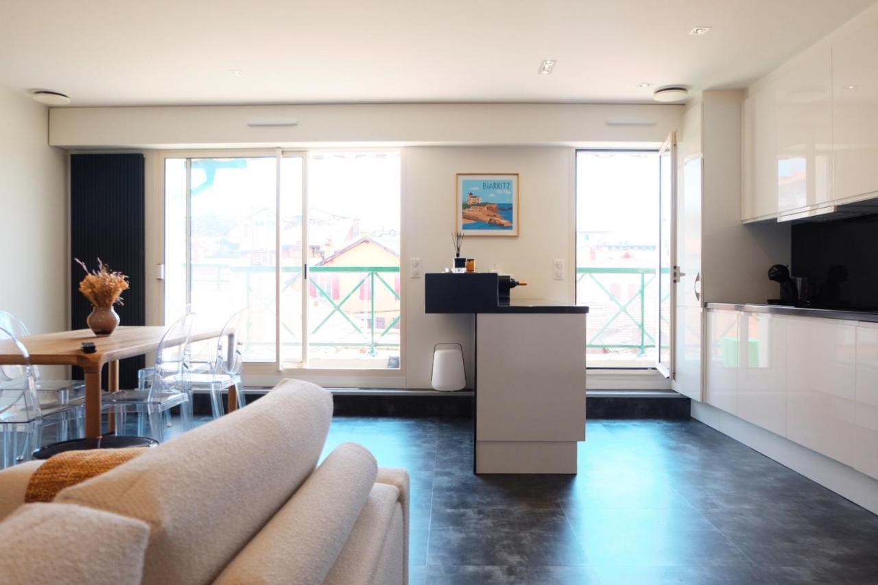 Magnifique Appartement, En Hyper Centre, Avec Terrasse Et Place De Parking Biarriz Exterior foto
