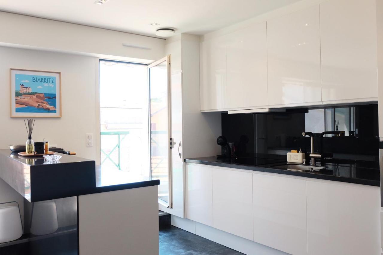 Magnifique Appartement, En Hyper Centre, Avec Terrasse Et Place De Parking Biarriz Exterior foto